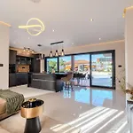 Villa Oasis *