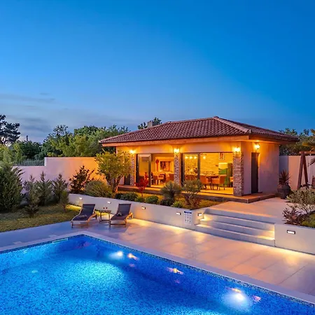Oasis Villa *